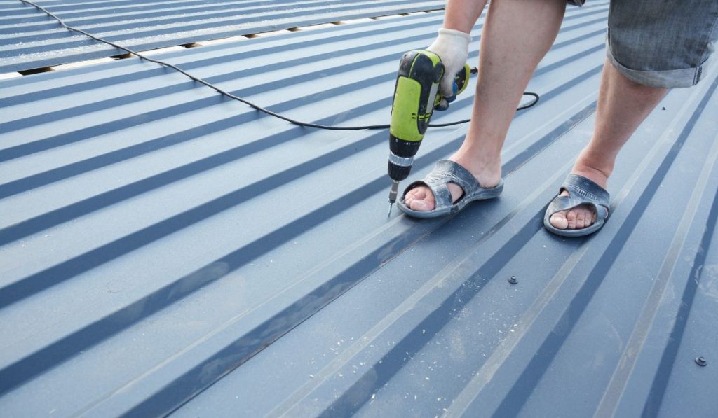 Overlapping Metal Roofing