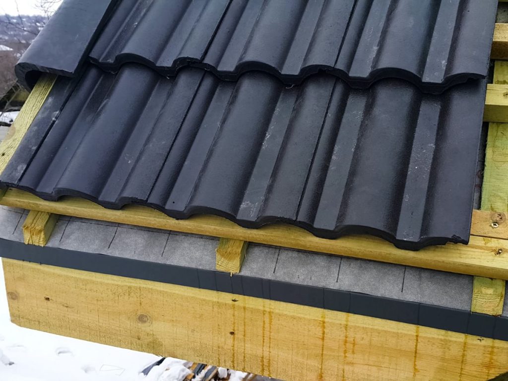 How to Overlap Metal Roofing Lengthwise