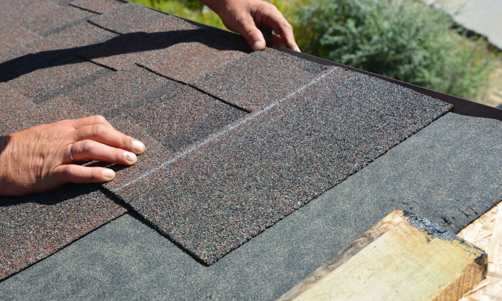 Pros and Cons of Asphalt Shingles